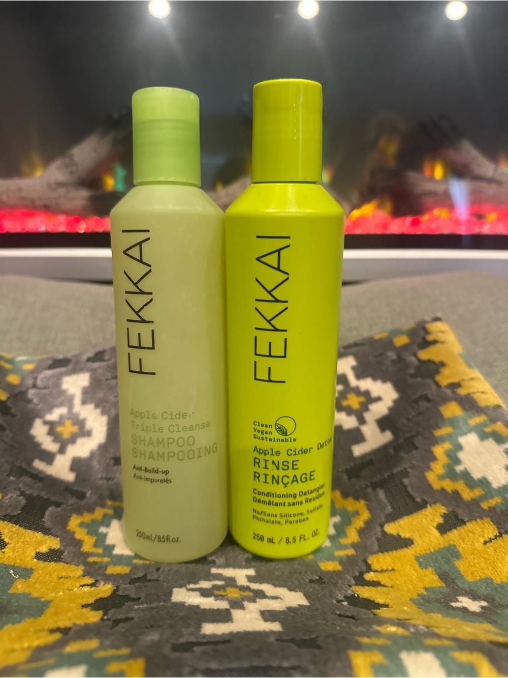 FEKKAI Apple Cider Detox Shampoo & Rinse Set - Bright Green